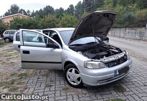 Opel Astra 1.7 DTI Com apenas 217.000kms - 00