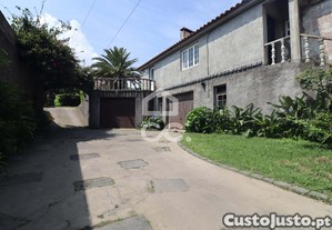 Moradia com 2+3 quartos - pilar da bretanha - ponta delgada
