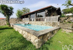 Casa rústica em Sapardos de 221 m²