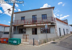 Prédio 2 Pisos com Terraço