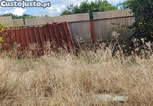 Terreno com Constru��o