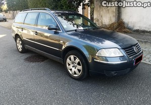 VW Passat Variant (PD130) 1.9 TDI 130cv Confortline - NACIONAL - 03