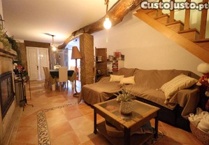 Moradia T2, Gouveia, Vila Franca da Serra