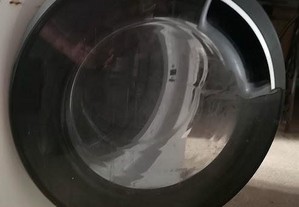 Porta maquina lavar Whirlpool AWOE 9558