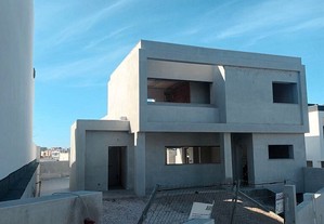 Casa T3 em Faro de 207,00 m²