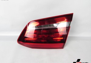 Farolim da mala LED LCI Direito Seminovo/ Original BMW 2 Active Tourer (F45) 63217491340