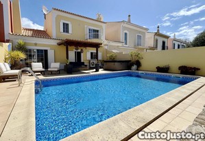 Casa / Villa T4 em Luz de 252,00 m