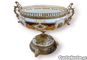 Taa Decorativa Porcelana e Metal Dourado   Estilo Rococ / Neoclssico (2834 cm)