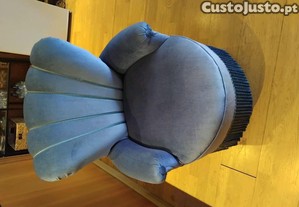 Cadeirão azul