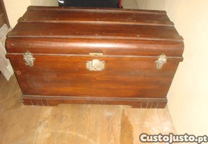 mala em madeira clássica