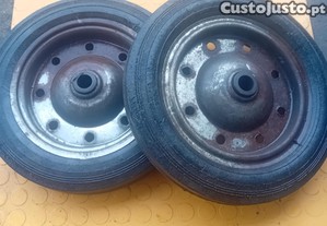 Duas rodas em borracha  , 300mm