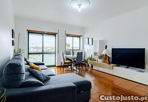 Apartamento T2 em Marinha Grande - Oportunidade nica!