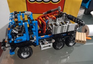 Lego Technic 8273 - Camião Todo-o-Terreno