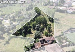 Casa de Campo T4 em Arco de Baúlhe e Vila Nune de 200,00 m²