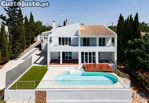 Casa / Villa T4 em Silves de 223,00 m²