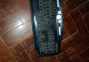 teclado e rato sem fios