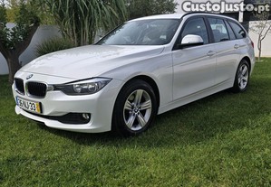 BMW 318 d Touring - 12