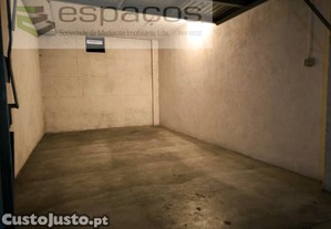 Garagem Com 16 M Em Castelo Branco