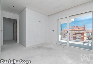 Apartamento T4 em Marinha Grande de 172 m�