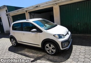 VW Up! CROSS UP - 17