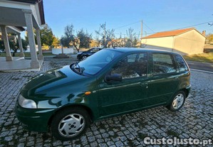 Fiat Punto 176 Punto 1.2c - 98