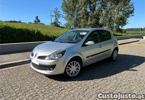 Renault Clio 1.5 DCI 85cv - 08