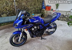 Yamaha Fazer 600 - 02
