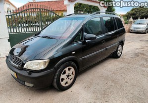 Opel Zafira 7 Lugares - 02