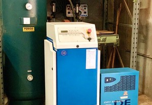 Compressor parafuso Gnutti 10cv secador deposito