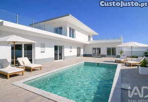Casa / Villa T4 em Altura de 255,00 m²