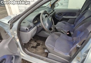 Renault Clio gasolina 5 portas muito novo - 00