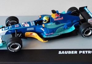 * Miniatura 1:43 Sauber / Petronas C23 | Felipe Massa (GP Itália 2004)