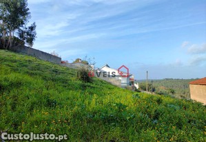 Terreno com 965 m2