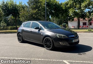 Opel Astra 1.7 CDTi Enjoy - 10