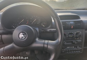 Opel Corsa B - 96