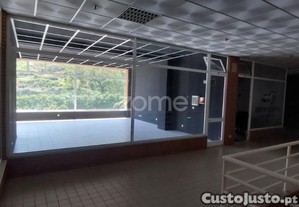 Loja C/ Rentabilidade 6%, Rebordosa, Paredes