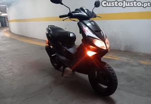 Peugeot Speedfight - 01 - 01