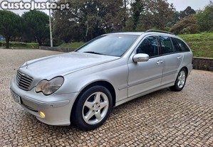 Mercedes-Benz C 220 CDI AVANGARDE Bom Estado - 01