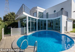 Casa / Villa T4 em Quinta do Anjo de 200,00 m