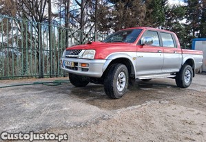 Mitsubishi L200 5 lugares 4x4 - 01