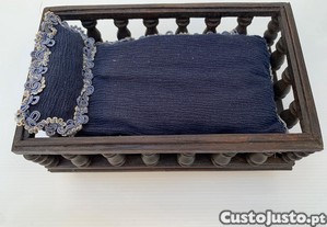 Caminha antiga para menino Jesus