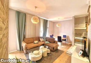 Sines-Apartamento T3 c/S�t�o e remodela��o total-Oportunidade �nica!