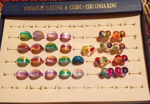 29 anéis coloridos - novos - portes incluidos