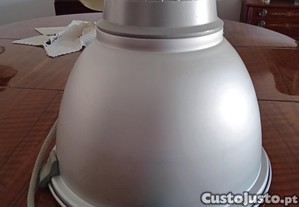 Candeeiro tecto tipo industrial