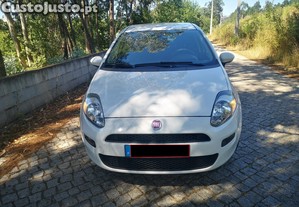 Fiat Punto VAN 1.3 M-Jet 95cv c/ A/C - Nacional - Iva Dedutivel - Como Nova  - 19