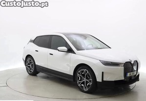 BMW iX Xdrive 40 pack desportivo - 21