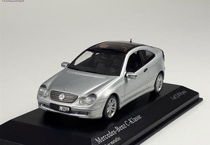 Minichamps 1:43: Mercedes-Benz C-Klasse 2000,