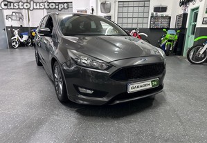 Ford Focus SW 1.5 TDCi ST-Line - 18