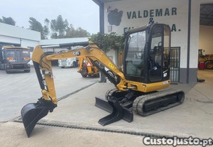 Mini escavadora Caterpillar de 2700Kg