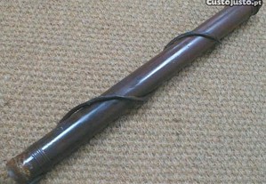 Instrumento musical de bambu (pau de chuva) 60x6cm